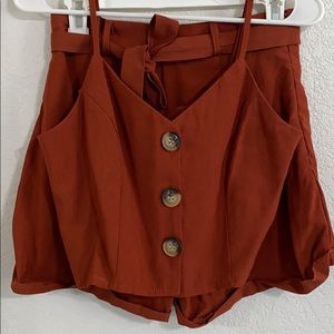 Matching rusty crop top & high waisted short set